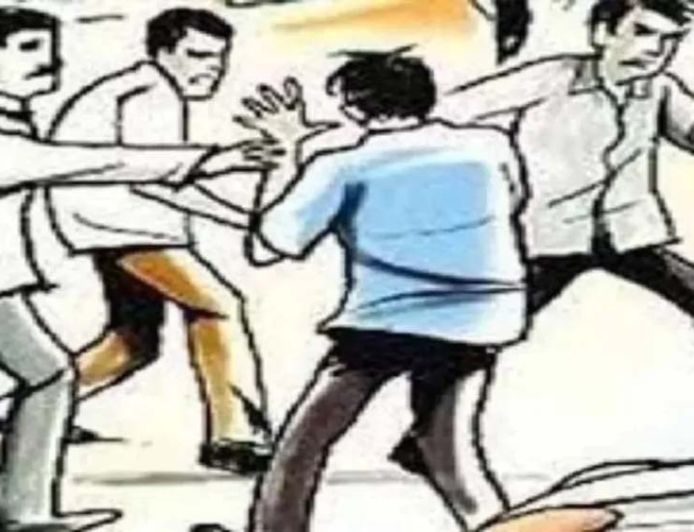 जालंधर के स्कूल में छात्रों के बीच हिंसा, कुर्सी से हमला; छात्र के पेट में लगे 22 टांके
