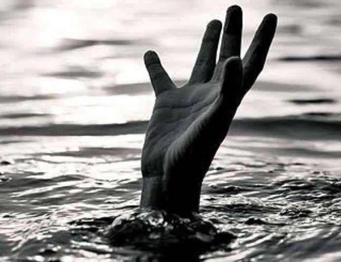 बिहार में नाव हादसा, डूबने से 8 लोगों की मौत