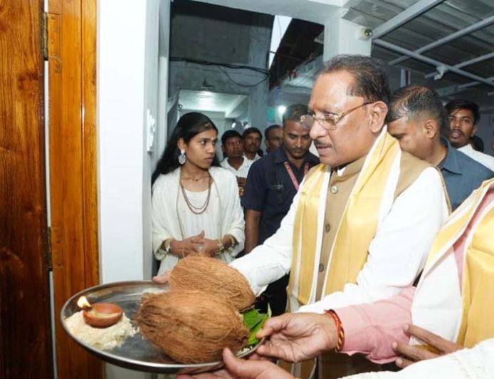 बाबा गुरु घासीदास जी के सत्य, अहिंसा और सामाजिक समरसता के मार्ग पर आगे बढ़ रही प्रदेश सरकार : साय