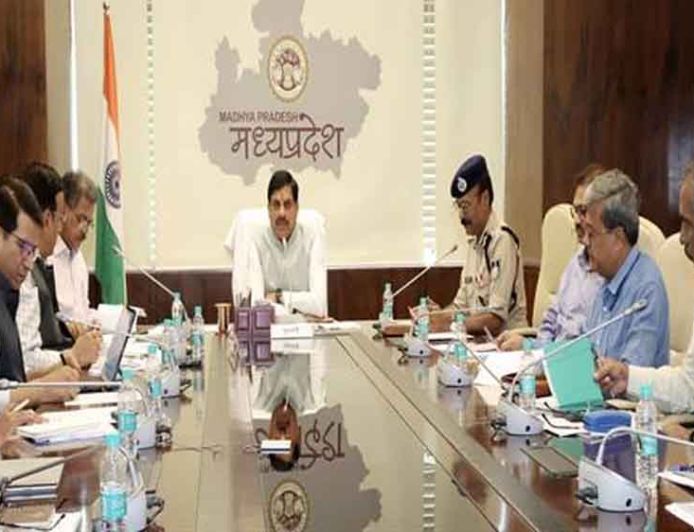 कार्बाइड गन और कार्बाइड लैम्प के उपयोग पर लगायें सख्ती से अंकुश : मुख्यमंत्री डॉ. यादव