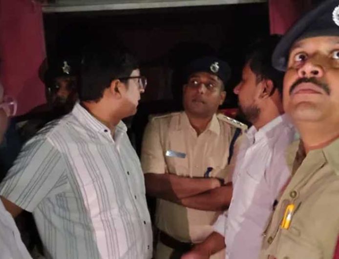 सिवान पटाखा विस्फोट: अमरुद्दीन के घर में पहले भी हुआ था हादसा, अब 3 की मौत से मचा हड़कंप