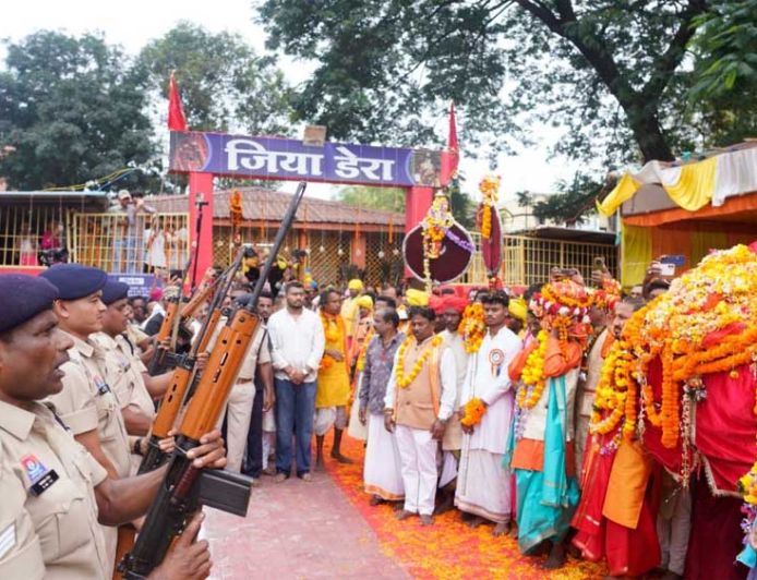 बस्तर दशहरा का हुआ समापन, कलश यात्रा के साथ माता मावली को दी गई आत्मीय विदाई