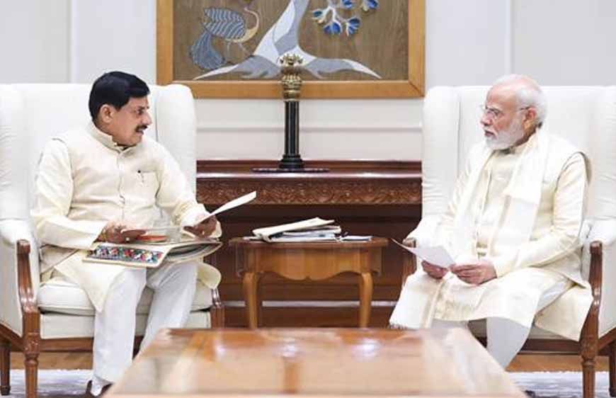 PM मोदी से CM डॉ. यादव की आत्मीय भेंट, Global Investors Summit-2027 का दिया न्योता