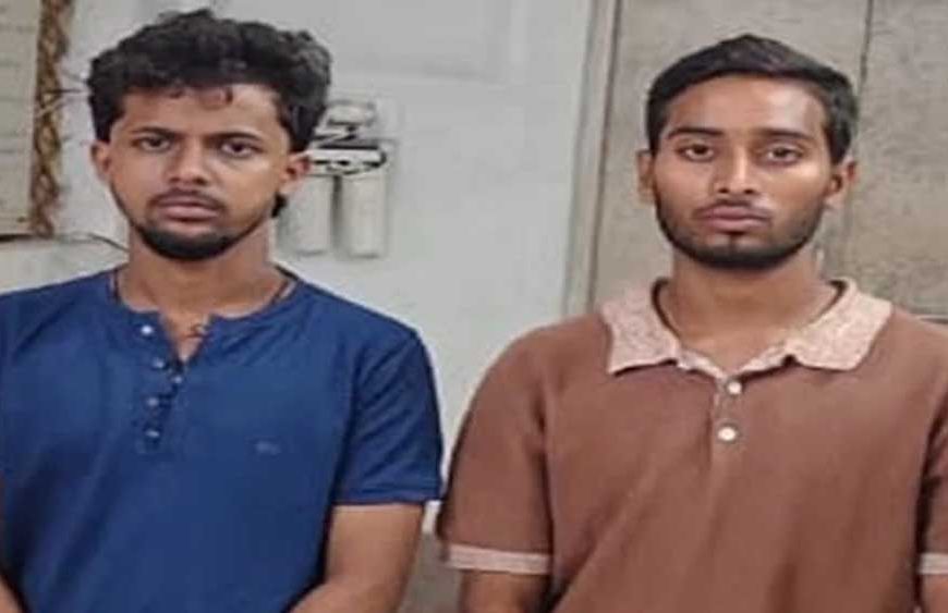 केचुआ पकड़ने निकली टीम के हाथ लगा करैत, तहखाने से मिला 176 FIR वाला आरोपी
