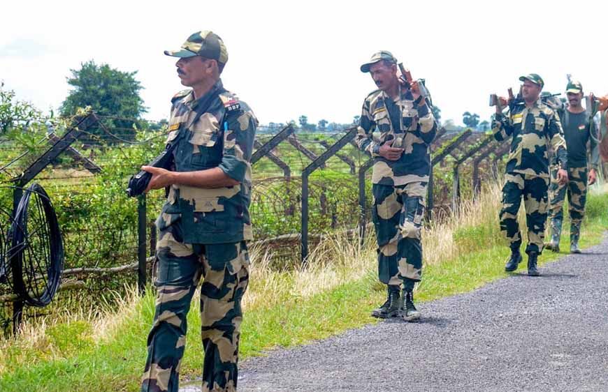 तरनतारन में BSF की बड़ी कार्रवाई, घुसपैठ की कोशिश कर रहे 2 पाकिस्तानी मारे गए
