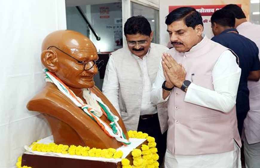 खादी अपनाएं, स्वदेशी अपनाएं : मुख्यमंत्री डॉ. यादव