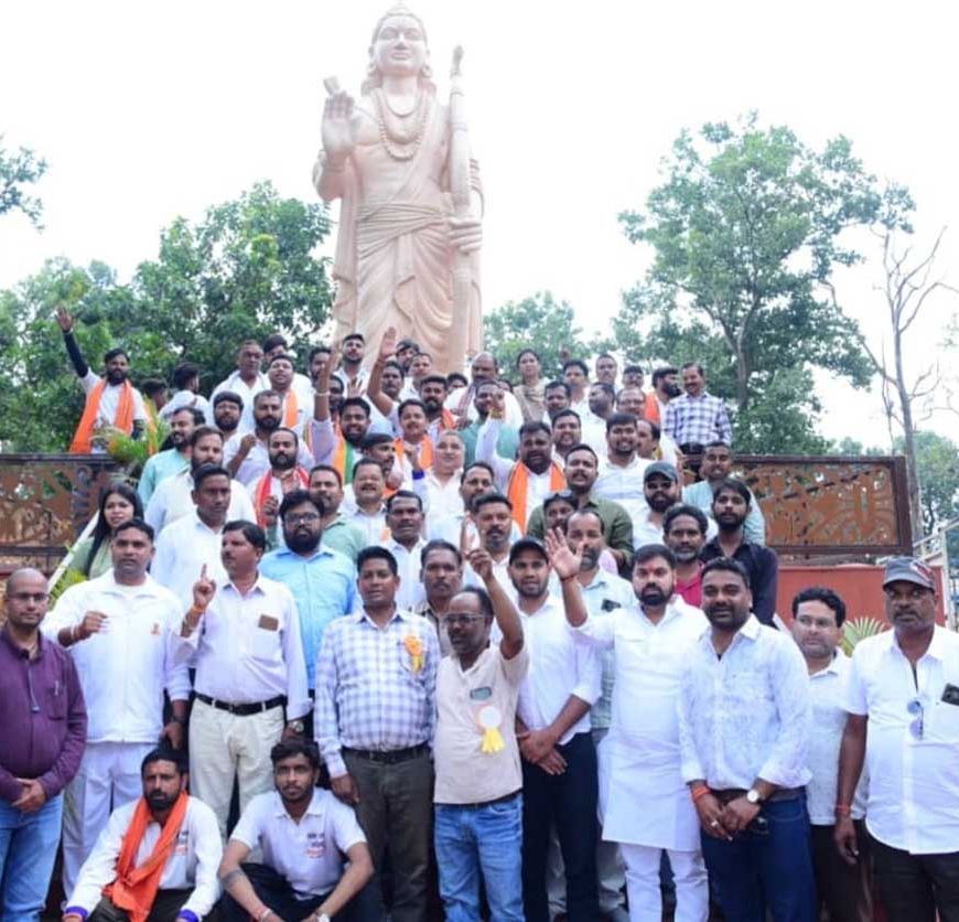 गुजरात से निकली बाइक रैली का उदयपुर में भव्य स्वागत, मंत्री राजेश अग्रवाल ने किया आत्मीय अभिनंदन