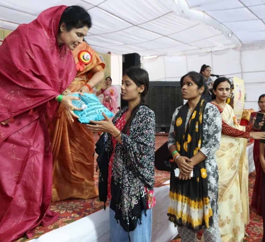 मासिक धर्म स्वच्छता को लेकर संकोच दूर करना और व्यापक जागरूकता लाना बेहद आवश्यक: राज्यमंत्री गौर