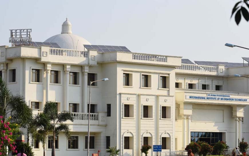IIIT रायपुर में Agentic AI रोडशो, AI की संभावनाओं और चुनौतियों पर मंथन