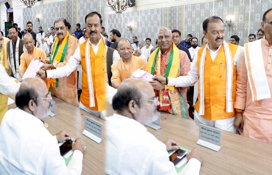 CM योगी की मौजूदगी में BJP के 8 राज्यसभा प्रत्याशियों ने किया नामांकन, जीत तय