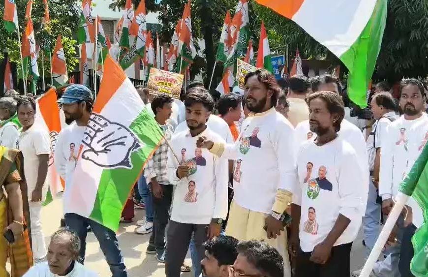 चंडीगढ़ में कांग्रेस का SIR और मुख्य चुनाव आयुक्त के खिलाफ रोष मार्च, जमकर हुआ प्रदर्शन