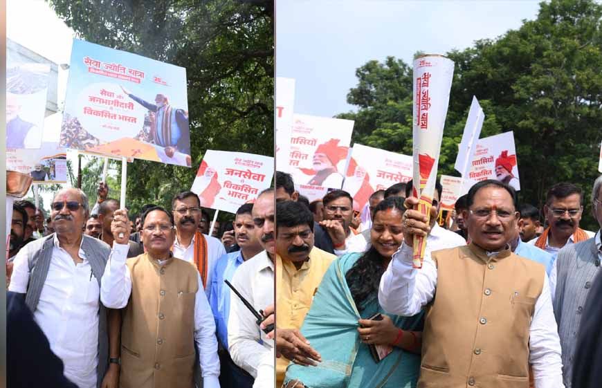 प्रधानमंत्री नरेंद्र मोदी के जनसेवा के 25 वर्ष देश के विकास और परिवर्तन की प्रेरक यात्रा : मुख्यमंत्री विष्णुदेव साय