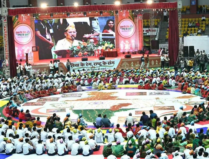 प्रधानमंत्री  नरेंद्र मोदी के सार्वजनिक जीवन के 25 वर्ष सेवा, सुशासन और जनकल्याण को समर्पित : मुख्यमंत्री  विष्णु देव साय