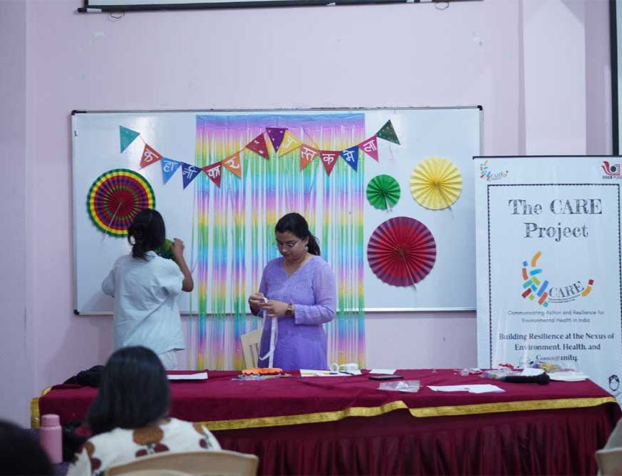 ‘कहानीकार’ कार्यशाला के दूसरे दिन कहानी, कला और किताबों से जुड़ी रचनात्मक गतिविधियों में शामिल हुए शिक्षक