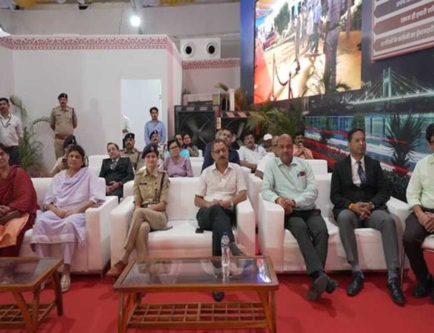 नवीन न्याय संहिताओं पर आधारित भव्य प्रदर्शनी का डीजीपी  कैलाश मकवाणा की उपस्थिति में सफल समापन