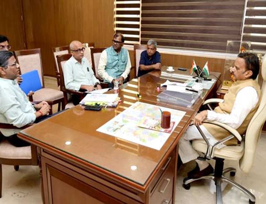 7 जिला चिकित्सालयों में आवश्यकतानुसार नवीन पदों के सृजन की कार्यवाही समय-सीमा में करें पूर्ण: उप मुख्यमंत्री  शुक्ल