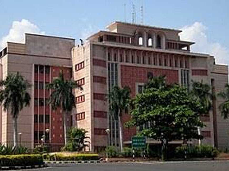 राजस्व कार्यों में अनियमितता और भ्रष्टाचार के मामलों में होगी कड़ी कार्रवाई