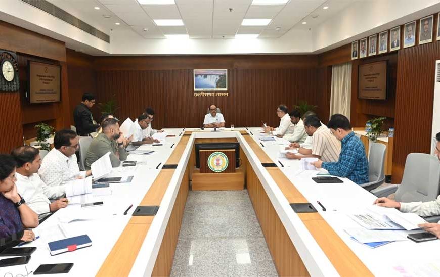 मुख्य सचिव की अध्यक्षता में आदिम जाति विकास संबंधी राज्य स्तरीय कार्य समिति की बैठक सम्पन्न