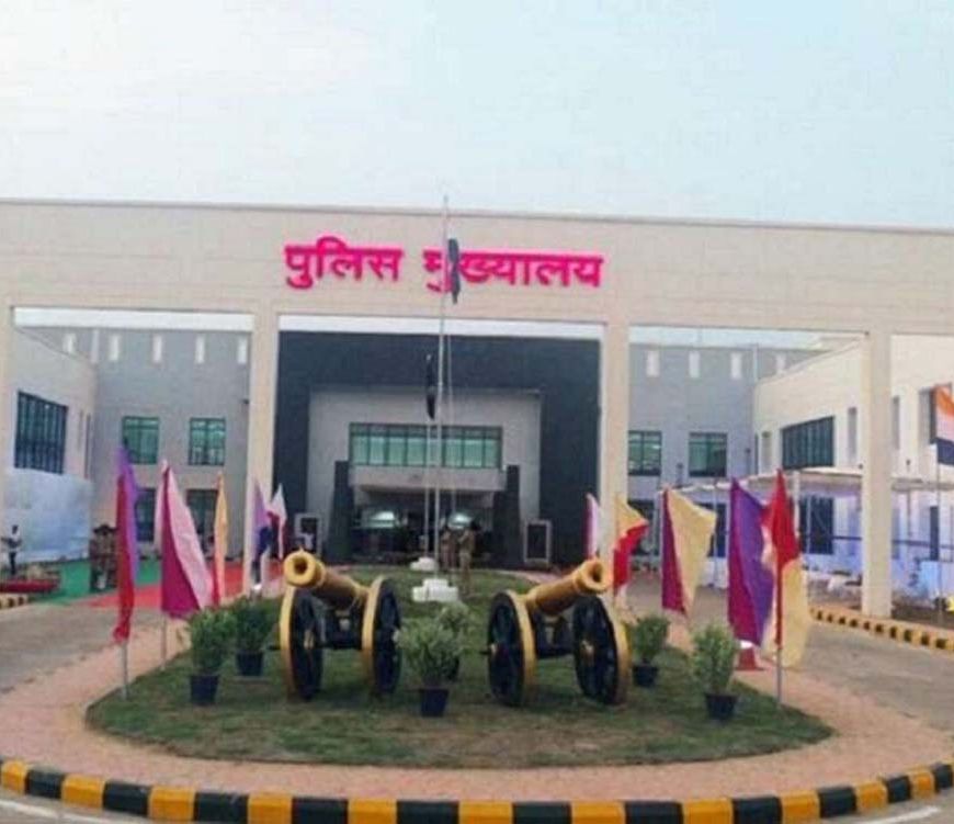 CG IPS Transfer: छत्तीसगढ़ में 18 IPS अधिकारियों का तबादला, अमन कुमार और अजय कुमार बने रायपुर SP.