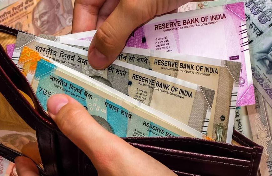 Railway Bonus 2026: क्या कर्मचारियों को मिलेगा ₹41 हजार का बोनस? रेलवे बोर्ड ने बताई सच्चाई