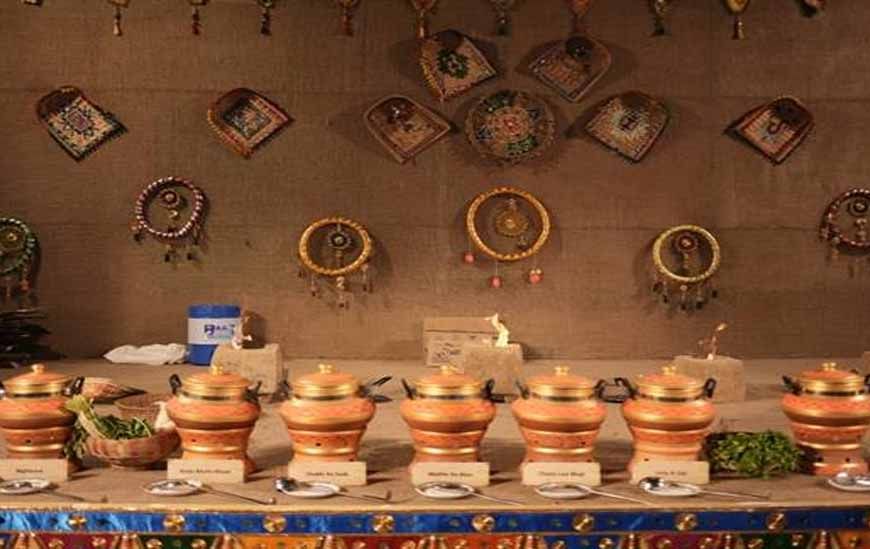 मध्यप्रदेश ट्रैवल मार्ट 2026: अंतर्राष्ट्रीय अतिथियों ने चखा मध्यप्रदेश के पारंपरिक स्वाद का जायका