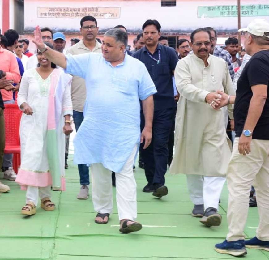 सरगुजा ओलंपिक से निखर रही ग्रामीण खेल प्रतिभाएं, युवा खिलाड़ियों के सपनों को मिल रही नई उड़ान : पर्यटन मंत्री  राजेश अग्रवाल