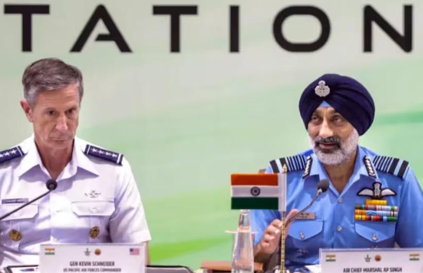 F-35 पर अमेरिका को वायुसेना प्रमुख एपी सिंह का तंज, बोले- विमान के पास भी नहीं जाने देते
