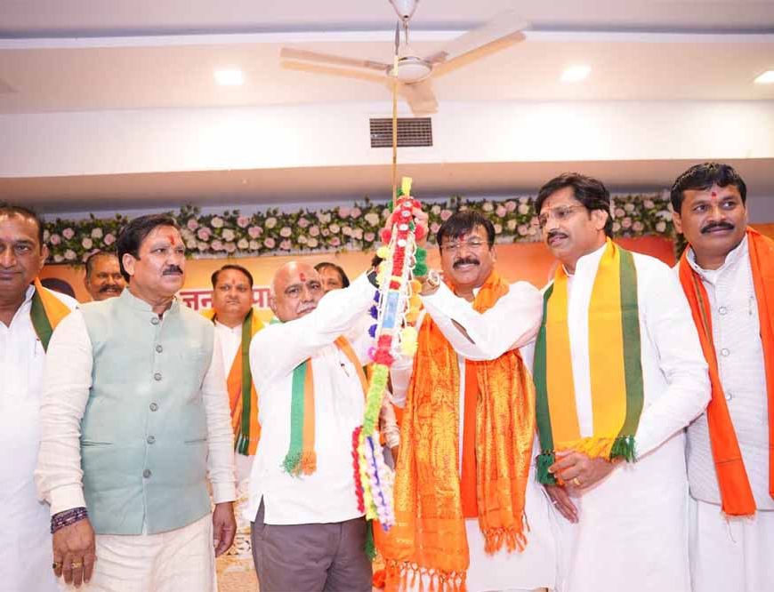 आगामी चुनावों में अपने जिले की सभी विधानसभा सीटें जीतने के लक्ष्य के साथ जुटें कार्यकर्ता - हेमंत खण्डेलवाल