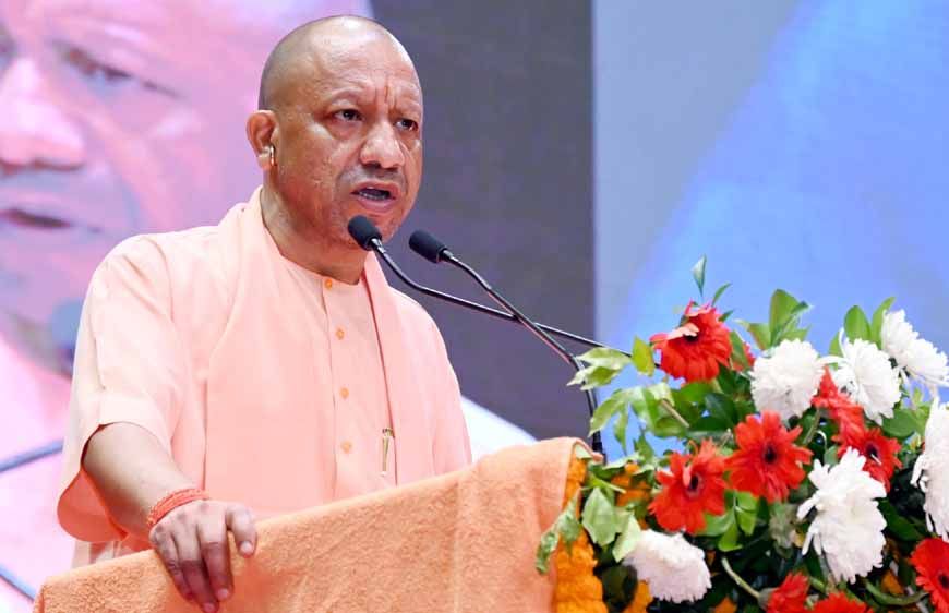 अराजकता से बाज आए कांग्रेस, वरना जो बचा है वह भी गंवा देगी : मुख्यमंत्री योगी आदित्यनाथ