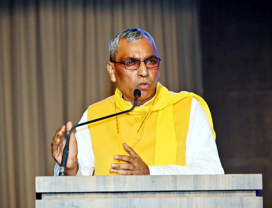 '2027 में सपा की बची-खुची इज्जत भी चली जाएगी', कैबिनेट मंत्री ओपी राजभर का तंज