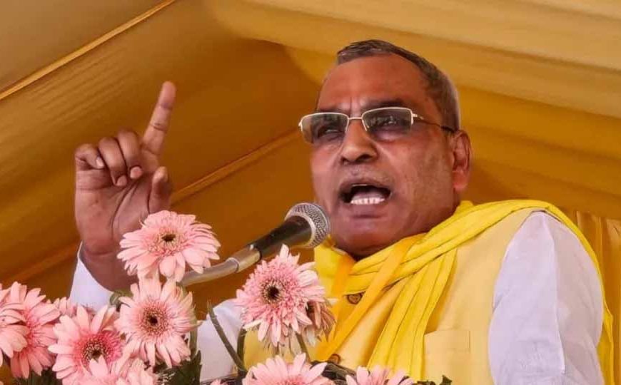 'दिल्ली में पिछलग्गू बनकर घूमने में मजा आ रहा है?', ओमप्रकाश राजभर का अखिलेश पर तंज, बोले- सत्ताइस में सपा साफ