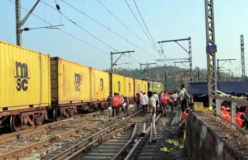 बस्तर में भारी बारिश और भूस्खलन से रेल यातायात प्रभावित, ट्रेनें और मालगाड़ियां थमीं