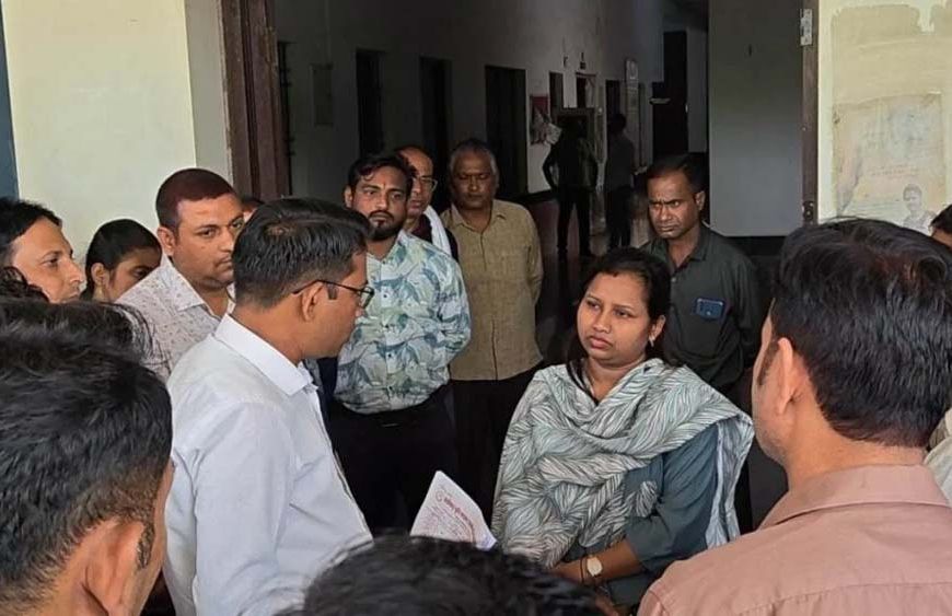 धान खरीदी से पहले गिरदावरी पर विवाद तेज, पटवारियों के बाद कृषि कर्मचारियों ने भी दी हड़ताल की चेतावनी