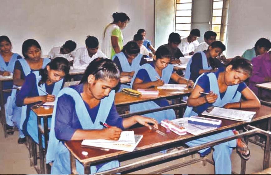 दुर्ग के सरकारी स्कूलों में कमजोर रिजल्ट पर प्राचार्यों से जवाब तलब