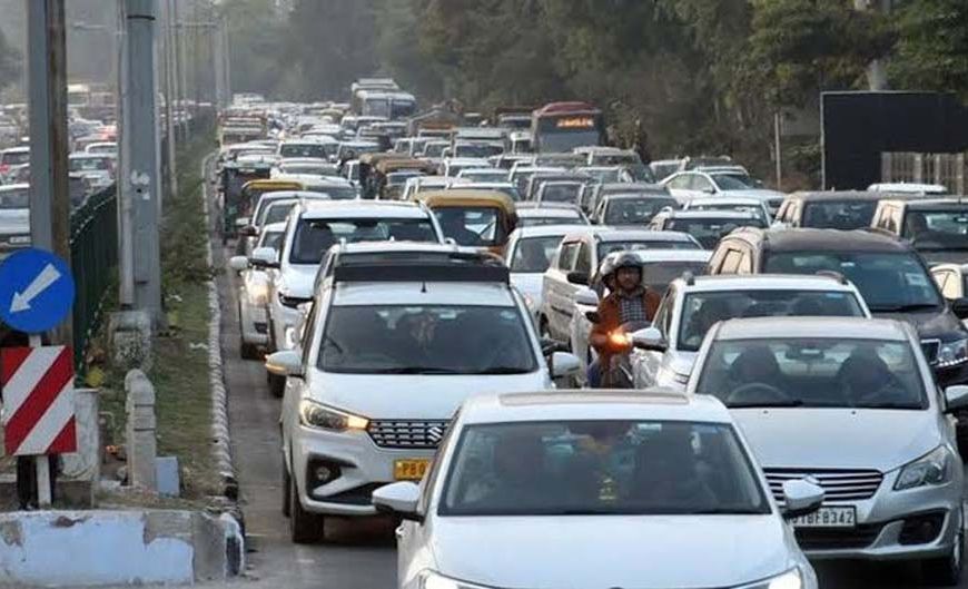गुरुग्राम में ट्रैफिक जाम रोकने के लिए 107 राइडर्स तैनात, गलत पार्किंग पर भी नजर