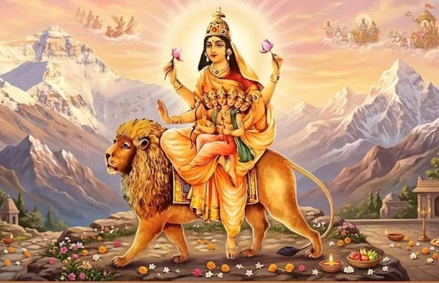 नवरात्रि के पांचवें दिन करें मां स्कंदमाता की पूजा, संतान सुख और समृद्धि के लिए पढ़ें आरती