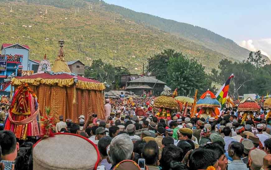 कुल्लू दशहरा 21 से 27 अक्टूबर तक, 347 देवी-देवताओं को न्योता; ड्रोन और लेजर शो होंगे खास आकर्षण