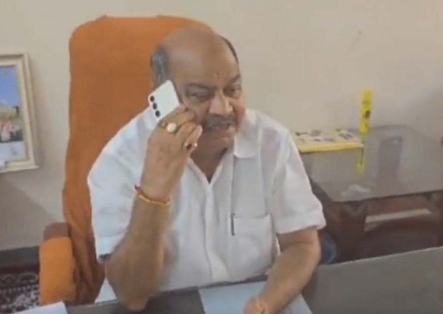 वोट चोरी के आरोपों पर कांग्रेस का बूथ अभियान, भाजपा विधायक का तंज