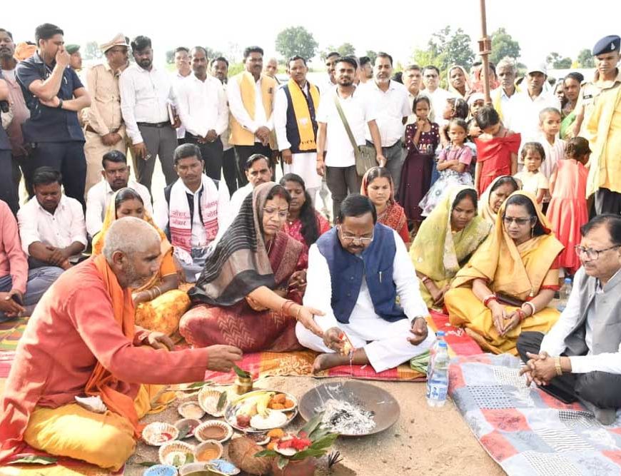 महाअष्टमी पर चलगली क्षेत्र को मंत्री  रामविचार नेताम का बड़ी सौगात मोरन नदी पर 5.91 करोड़ की लागत से बनेगा उच्चस्तरीय पुल