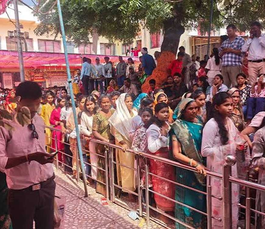 नवरात्रि में मां बिरासिनी के दरबार में उमड़ती है श्रद्धा, दसवीं शताब्दी से आस्था का केंद्र है प्राचीन धाम