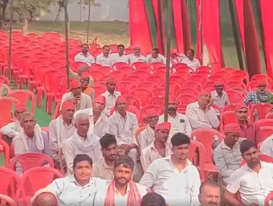 कन्नौज में PDA सम्मेलन में खाली रहीं कुर्सियां, अखिलेश यादव ने भंग की सपा जिला इकाई