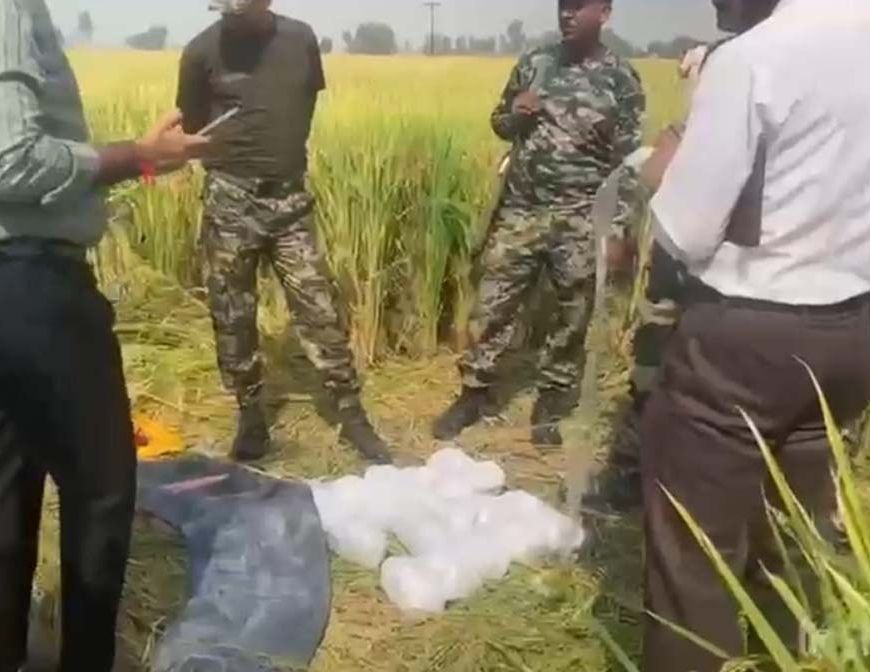 फिरोजपुर बॉर्डर पर BSF की बड़ी कार्रवाई, 70 करोड़ की हेरोइन जब्त
