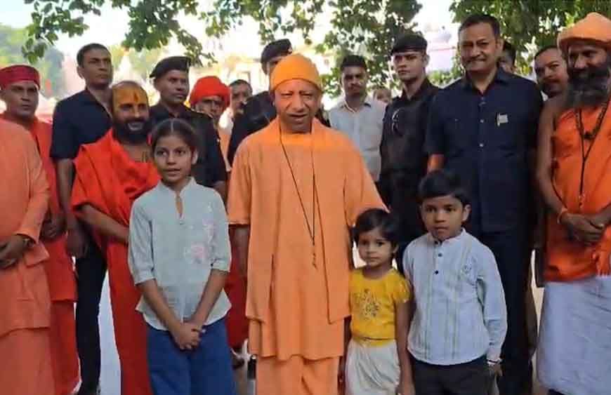 डिजिटल शिक्षा से निखरेंगी बेटियों की प्रतिभाएं, योगी सरकार में खान एकेडमी से गणित-विज्ञान को नई उड़ान