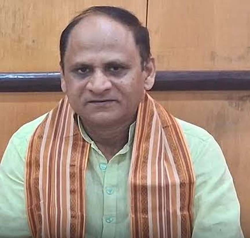 ‘मुंगेरीलाल के हसीन सपने देखना बंद करें अखिलेश’, भाजपा का सपा प्रमुख पर तीखा हमला