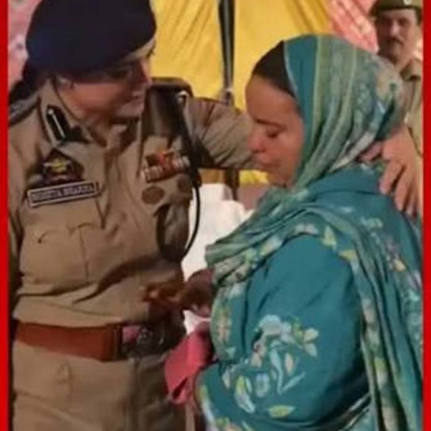 यूपी पुलिस की ‘वर्दी’ में दिखी शहादत की कहानी, अपनों को खोने का दर्द और देशसेवा का जज्बा