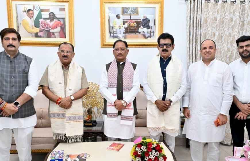 मुख्यमंत्री विष्णु देव साय से राजस्थान विधानसभा अध्यक्ष वासुदेव देवनानी ने की सौजन्य भेंट