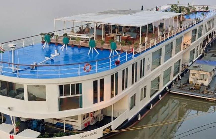 गंगा विलास क्रूज पहुंचा पटना, 15 विदेशी पर्यटक करेंगे बिहार के धार्मिक और सांस्कृतिक स्थलों का दीदार