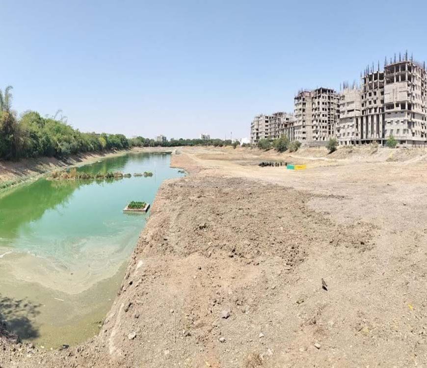 इंदौर में अभी से गहराने लगा जल संकट, सूखे तालाब और दम तोड़ने लगे बोरिंग