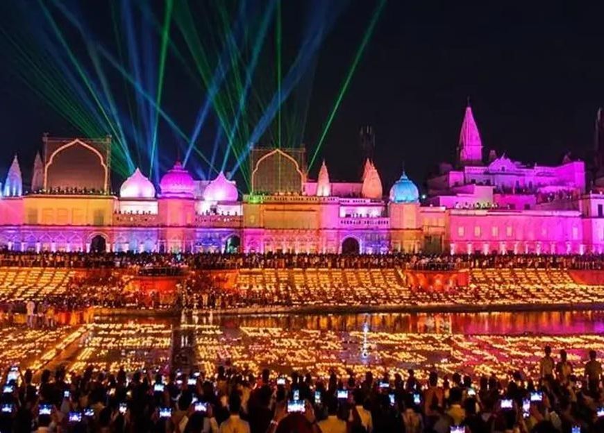 अयोध्या दीपोत्सव 2026: सरयू तट के 56 घाटों पर जलेंगे 30 लाख दीप, विश्व रिकॉर्ड बनाने की तैयारी
