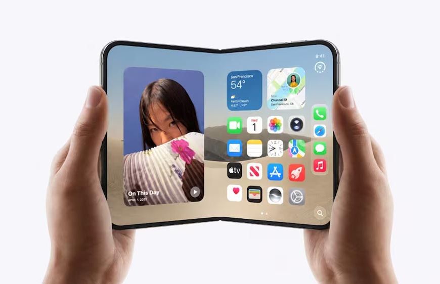 iPhone Duo की स्क्रीन में बिक्री के कुछ दिन बाद ही दरारें? ₹2.99 लाख के फोल्डेबल फोन पर उठे सवाल